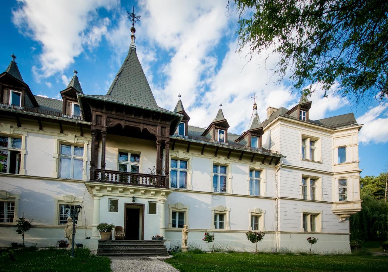 Palac Lawica- Splywy Przelomem Bardzkim Kłodzko Exterior foto