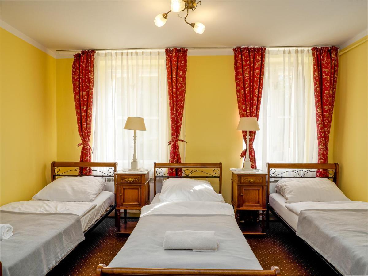 Palac Lawica- Splywy Przelomem Bardzkim Kłodzko Exterior foto